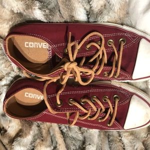 Red converse size 7